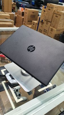 Hp noutbook yaxshi xolatda