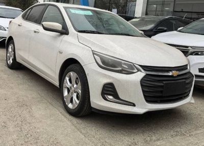 Chevrolet Onix LS MT