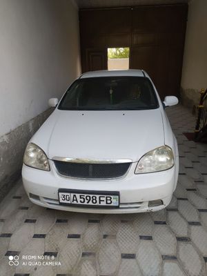 Lacetti Sotiladi 2009 Rangi Oq