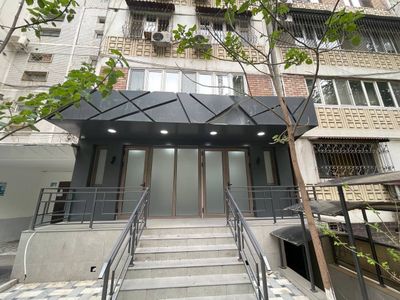СДАЁТСЯ помещение Улица: Кунаева Мирабад Авеню 115кв