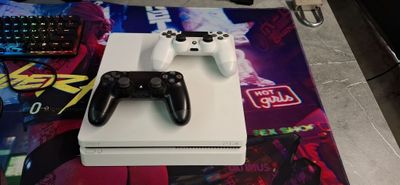 Sony Playstation 4 slim 1 Tb White