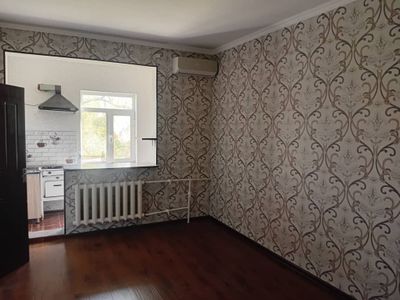 1в2 сдаётся квартира массив Феруза-1