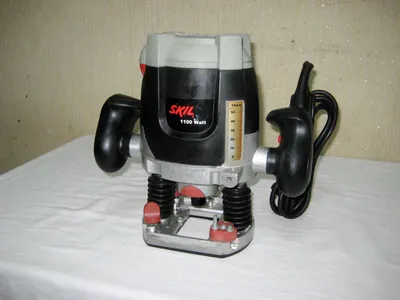 Фрезер оригинал отличном рабочим состоянии!