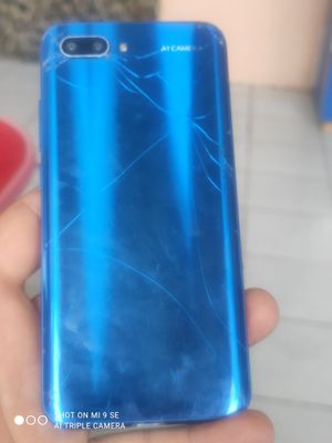 Honor 10 sotiladi