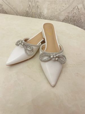 Kelinlikda kiyilgan salomga va yana bir marta