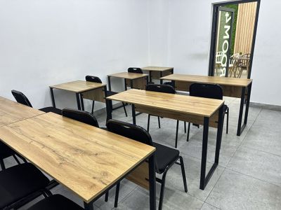 Loft partalar va turon stullar