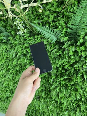 iphone 8 64gb/2……………………………………………………………………………………………………………………………………………..