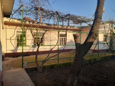 Шумиловский шахарча 4,5 соток 3 хона ховли оилага ижара топ 300 у.е.