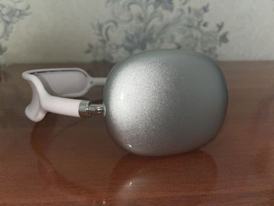 Наушники хедсет. P9, AKA (AirPods Max)