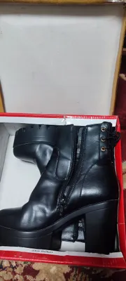 Утёпленный етик сотилади