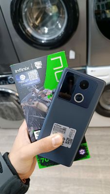 infinix note 40 pro 12+12. 24/256 gb