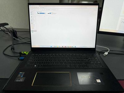 MSI Summit E16 Flip Evo