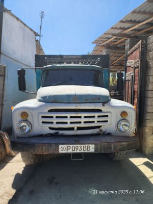 Zil 130 bartovoy sotiladi