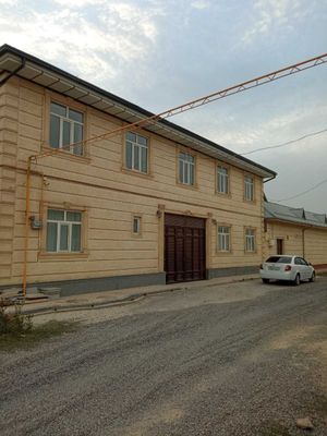 Янгиюль город Дехконобод махалля ул.Самаркандская 10 сот. 2 дома
