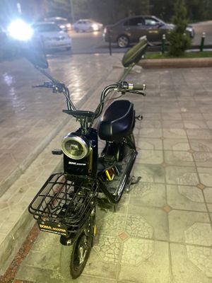 Skuter Bonvi atagi 265 dollar