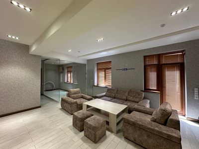 Шикарный Офис на Бадамзаре 100 м2