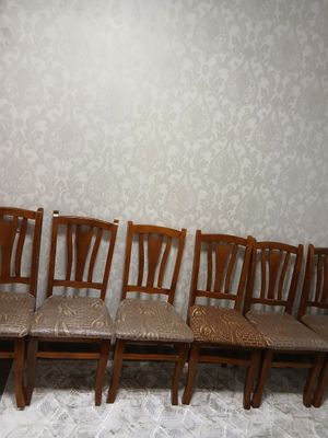стул