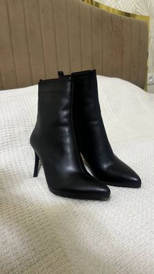 Nine west черные ботинки