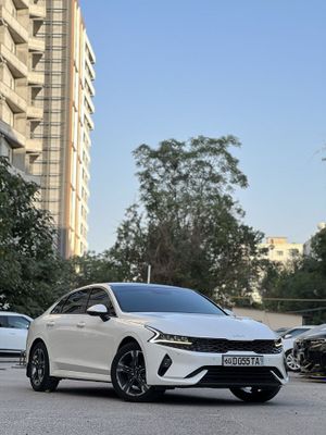 Kia K5 позиция 3