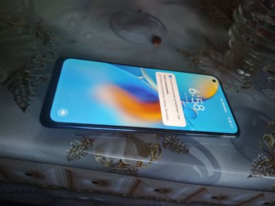 Telefon sotiladi xolati yaxshi