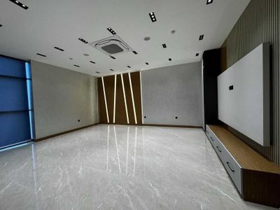 Сдам в Аренду в БЦ 30 м² 1 линия Шота Руставели