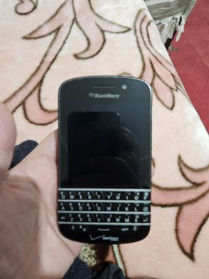 BlackBerry telefon v xoroshim sostayani