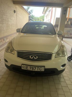 Продается Infinity EX35