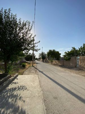 Navoiy shahar Narpay bustonda 5 sutiqli yer sotiladi