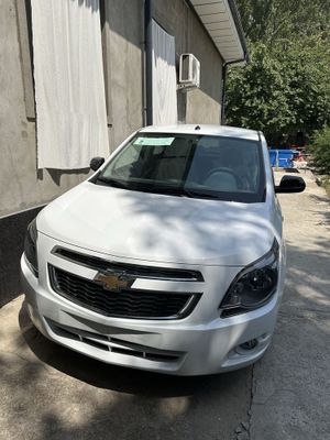 Новый Шевролет кобальт. Продаётся. Свой