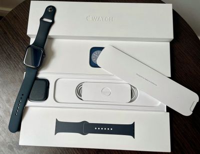 Apple Watch 8 45mm Midnight Aluminum Case Акб100%