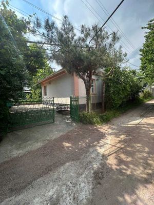 Продается жилой дом с мебелью.