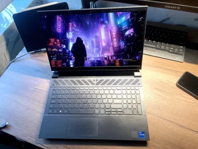 Игровой Dell: i7-13650HX, RTX 3050, 16ГБ, SSD 512ГБ — для игр и учёбы