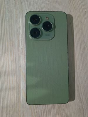 Tecno spark 20 pro 8/256