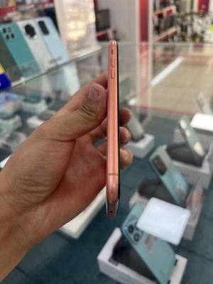 Iphone xr 64 gb. Ym76