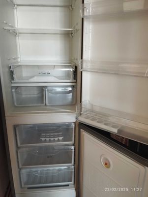 Продам холодильник Indesit DS 4200 SB
