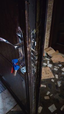 Установка Замка в двери