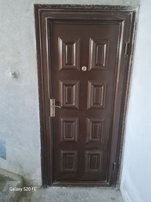 Темир ешик сотилади
