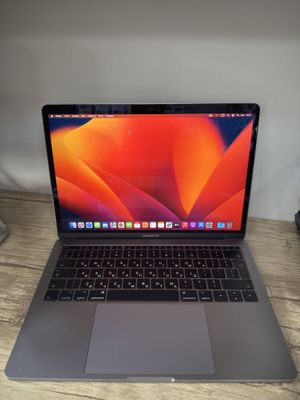 Macbook Pro 2017/i5/8/256