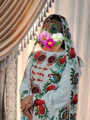 Анор ансамбль сотилади, яшмок калаоги билан