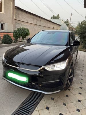 BYD song plus flagship.