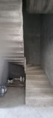 hovli sotiladi srochna xamma dakumenti tayyor