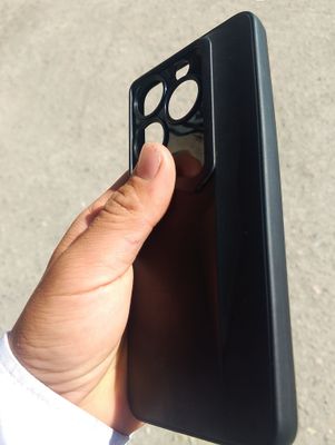 Infinix hot 40 I zashitnik