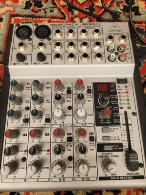 Usilitel Eurorack ub10002fx