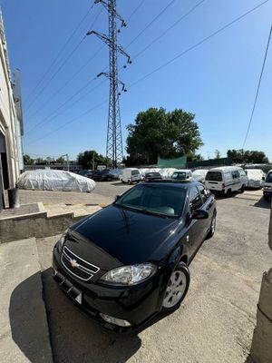 Jentra sotiladi Naxtga