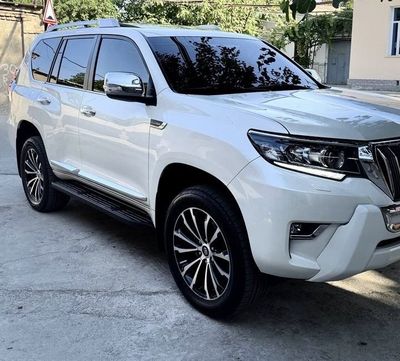 Toyota Land Cruiser Prado 150 кузов 2019 год