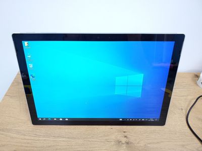 Microsoft Surface Pro 5 Core i7-7660U