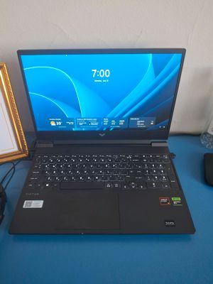 Hp victus sotiladi bir yillik garantiya bor