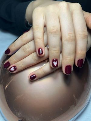 Сертифицированный мастер маникюра