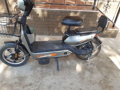 Электроскутэр BONVI
