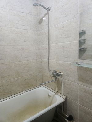 Sergili yarmarka yonida